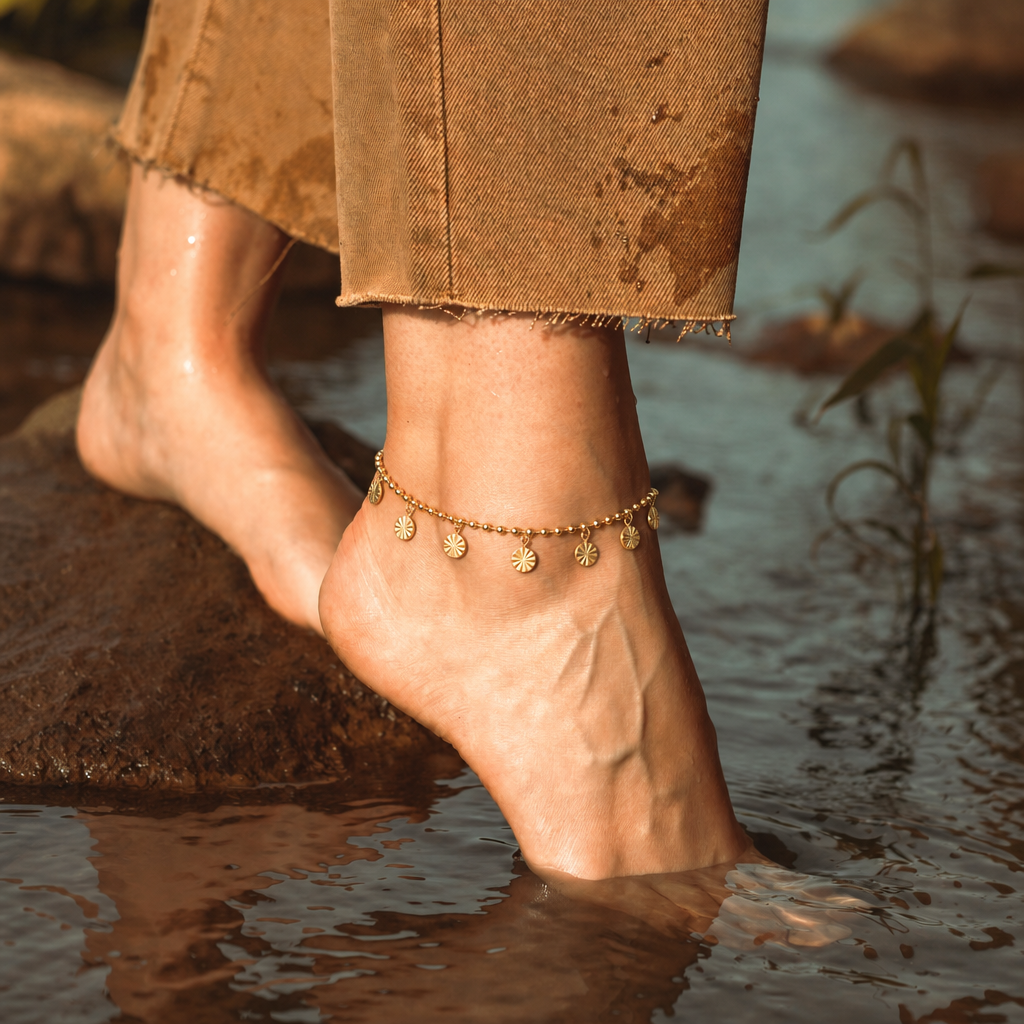 Élysia gold petal anklet – byjoler