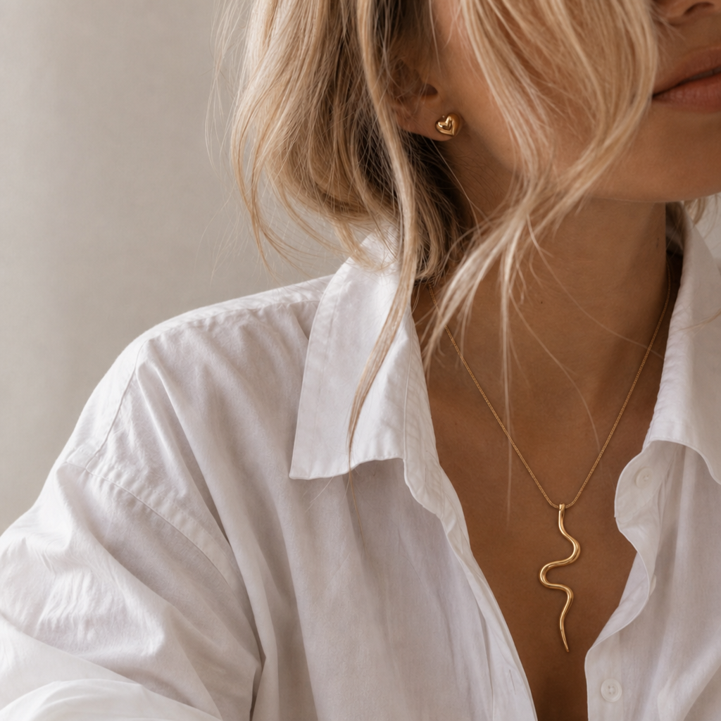 Gold snake pendant necklace on fine chain – byjoler