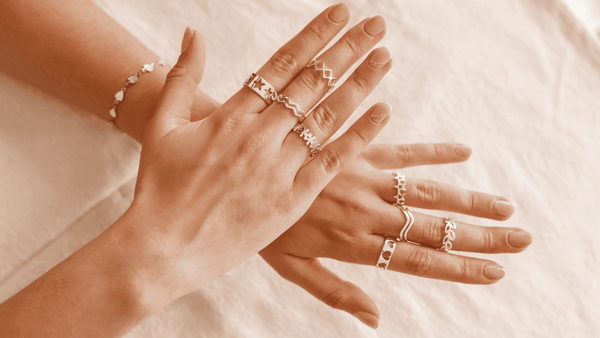 6 vital tips to clean jewelry