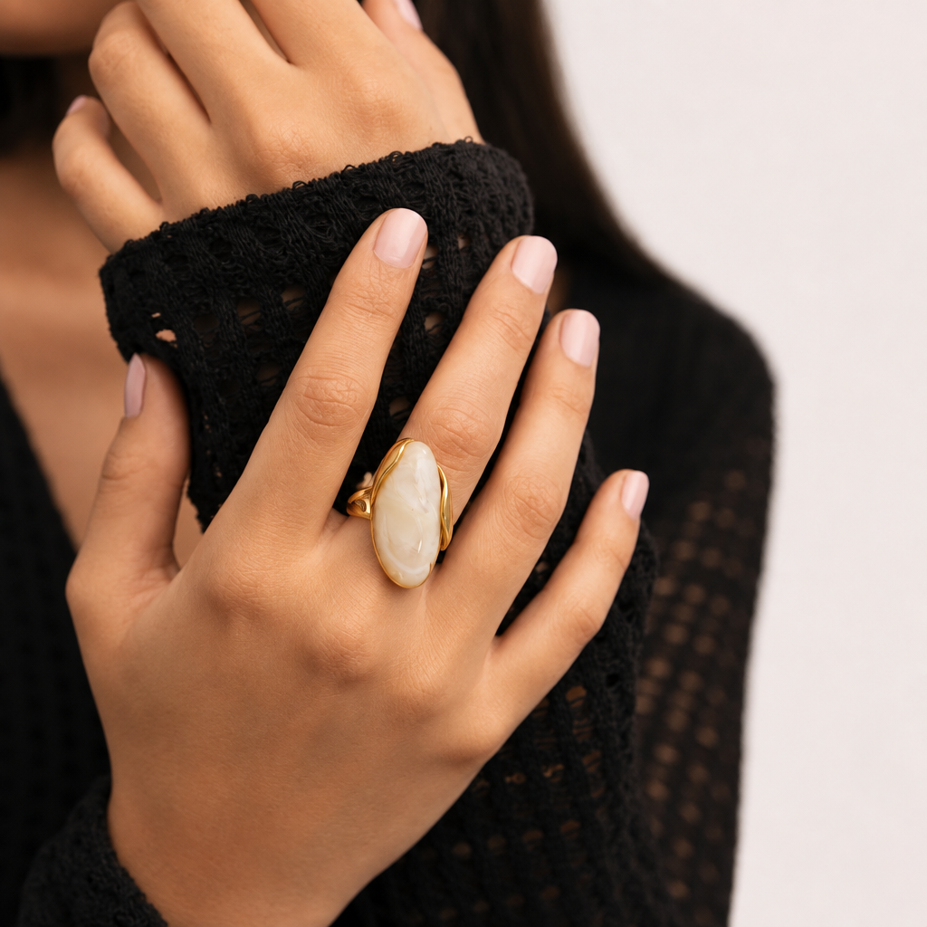 Izi resin geometric adjustable ring in gold PVD steel – byjoler